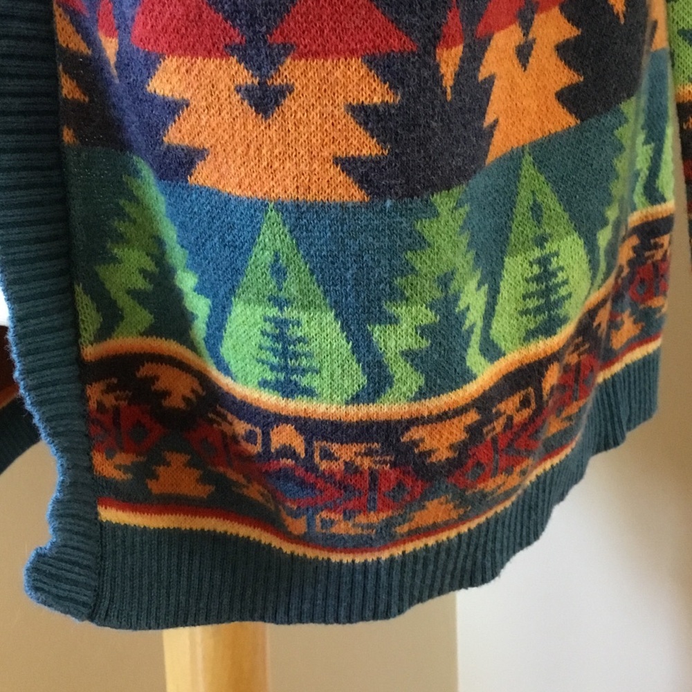 Tasha Polizzi Southwestern Aztec Cardigan - Picture 10 of 13